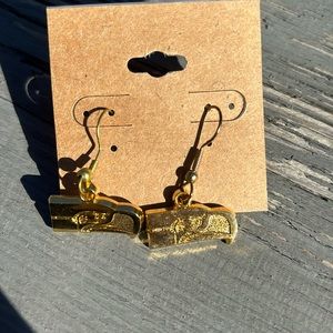 Vintage 1997 Seattle Seahawks Earrings Goldtone